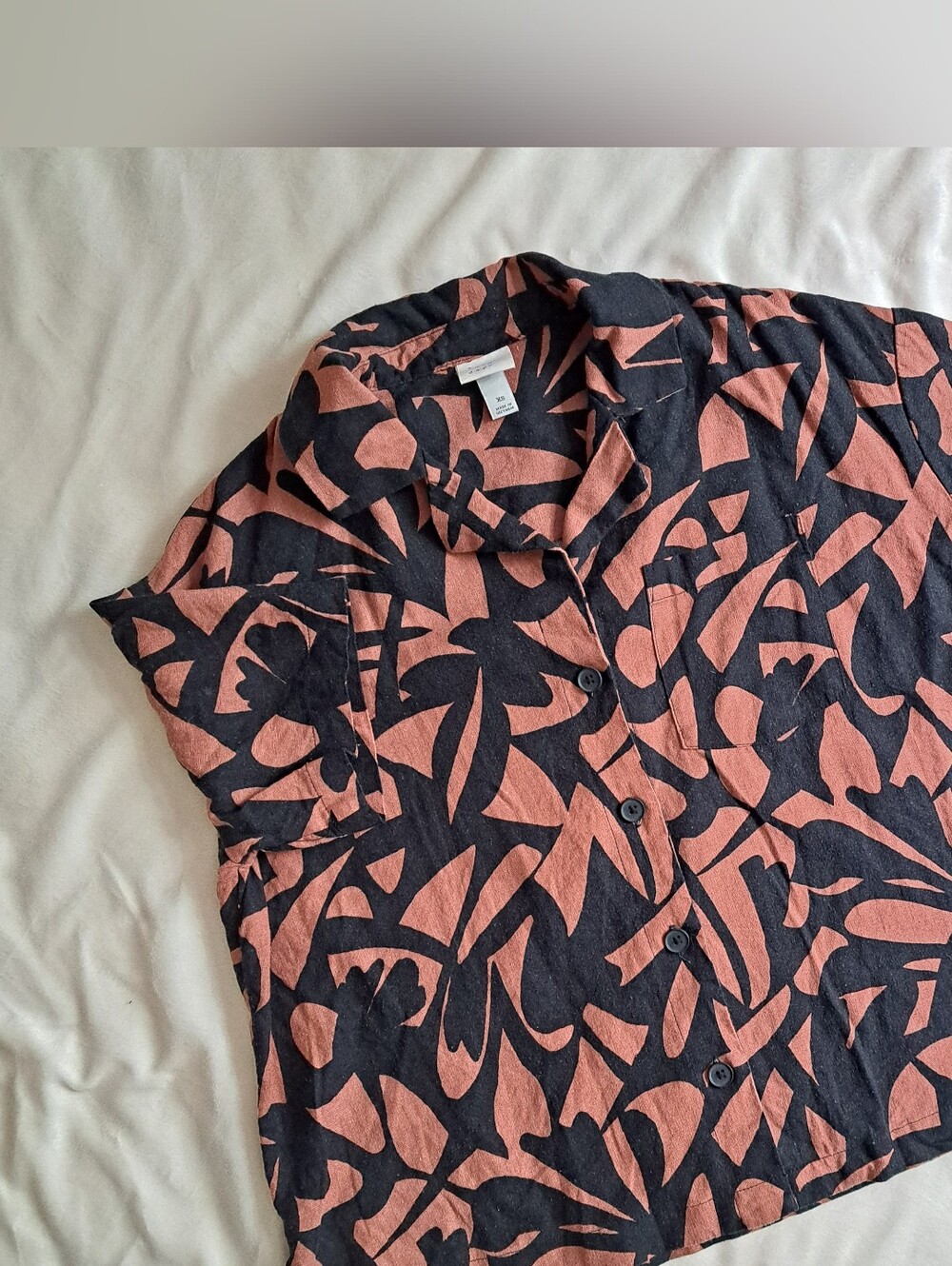 Linen Button-Up Shirt | XS Oversized